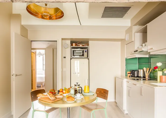 Beauquartier - Sentier Apartment *