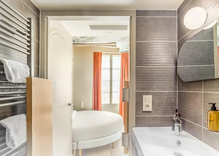 Beauquartier - Sentier Apartment *